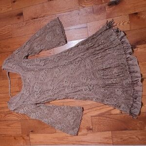 ☕Lace Bell Sleeve Tan Dress